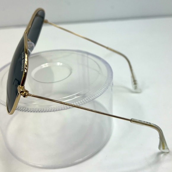 STEVE MADDEN GREY AVIATION WITH GREY TINTED LENSES, HOLD METAL FRAME - Picture 2 of 12